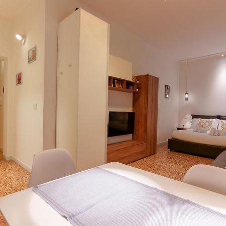 M&M Apartment Bologna Buitenkant foto