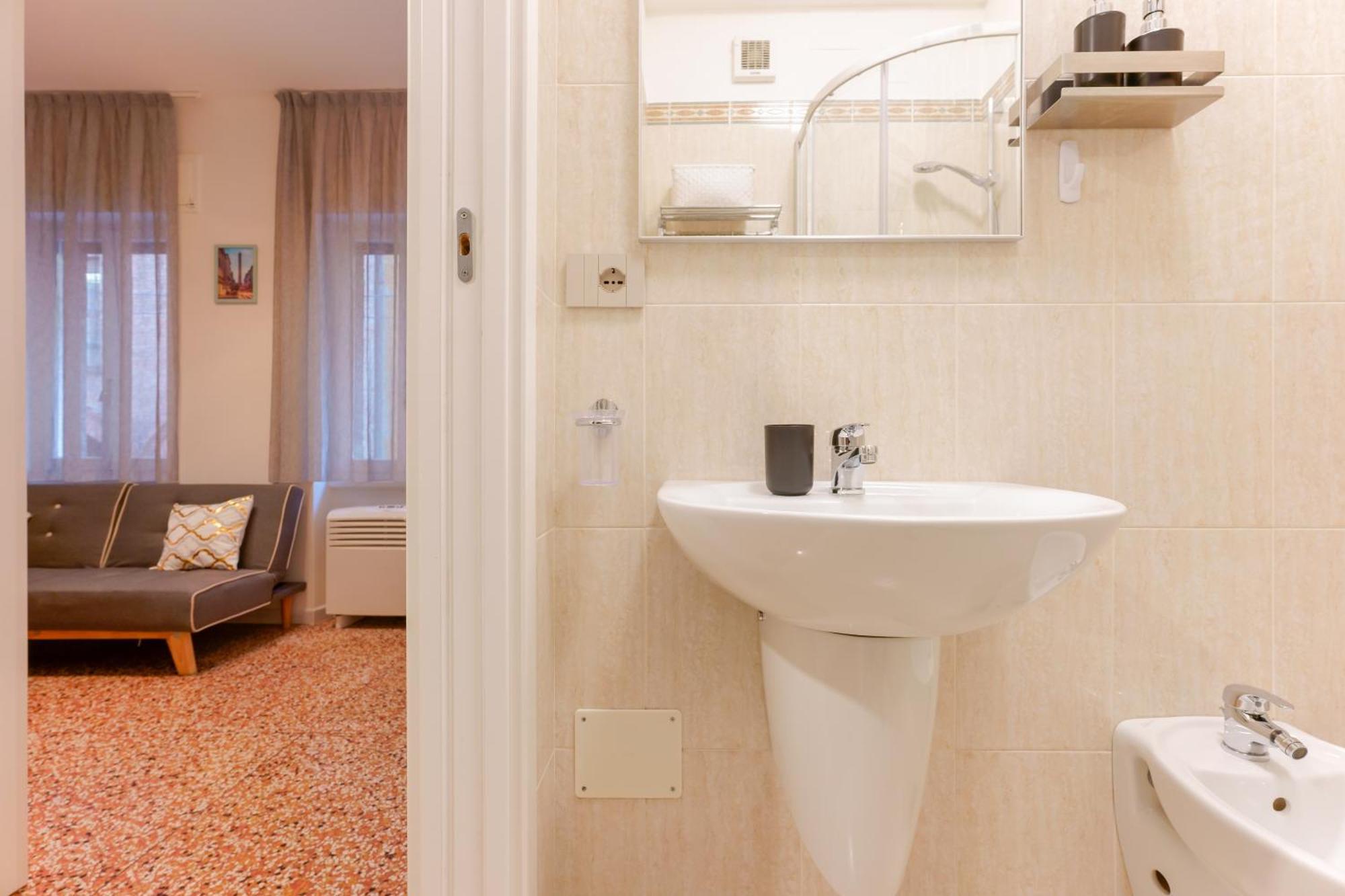 M&M Apartment Bologna Buitenkant foto